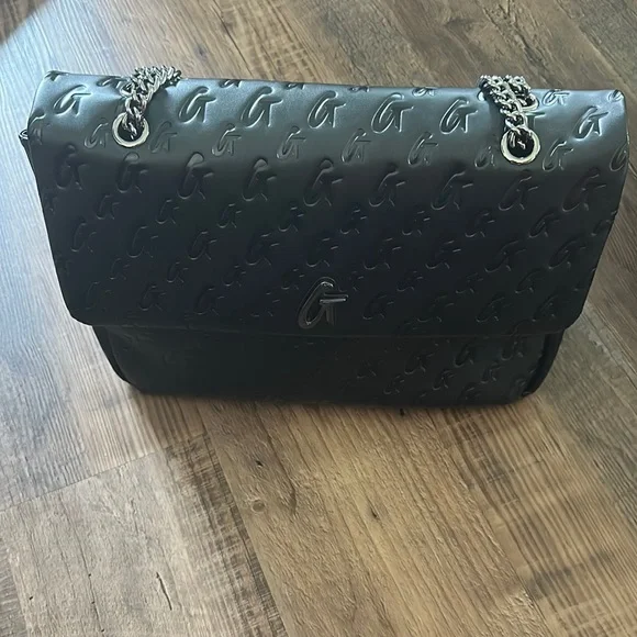 Black Luxury Shoulder Bag with Monogram Design Bundle - Picture 3 of 5